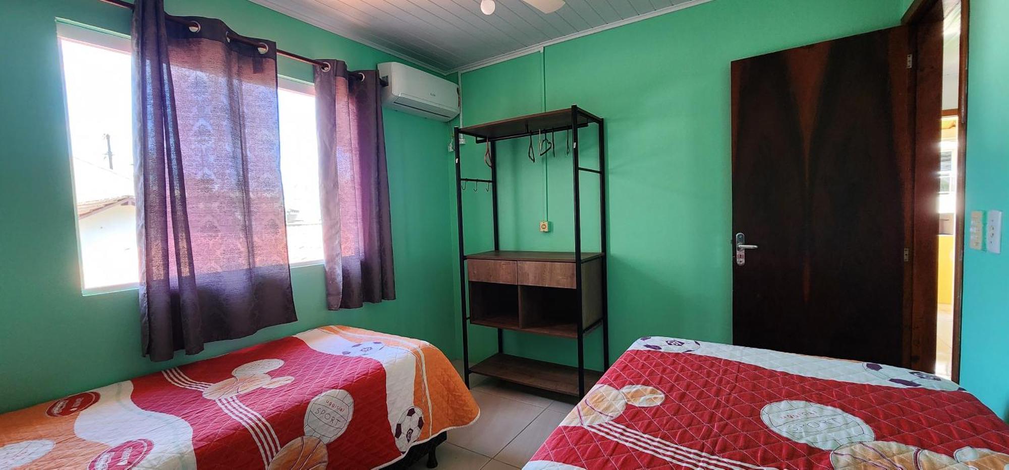 Casa De 2 Quartos No Centro De 邦比尼亚斯 外观 照片
